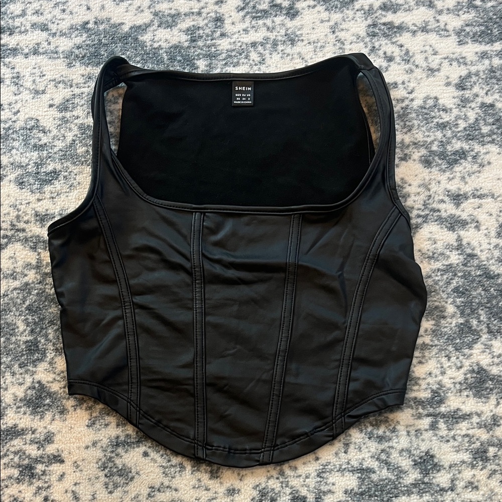 SHEIN Black Crop Top